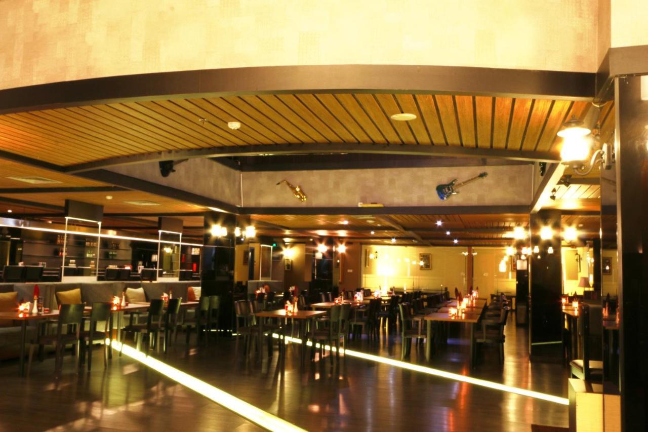 Forbis Hotel Serang Luaran gambar