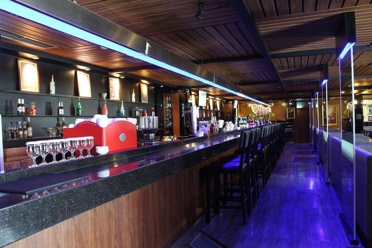 Forbis Hotel Serang Luaran gambar